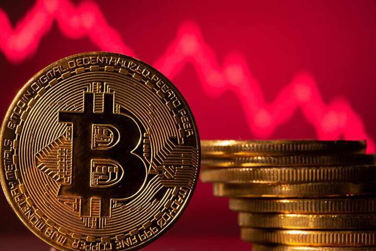 Bitcoin cai abaixo de $ 30.000