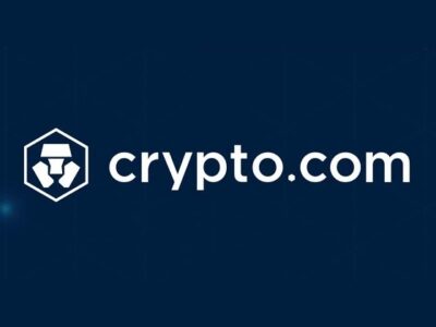 Crypto.com paralisa saques após atividades suspeitas