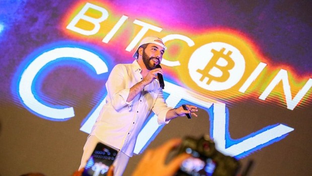 Nayib Bukele acredita ainda que bitcoin chegará aos seis dígitos