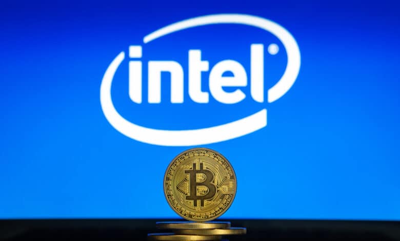 Intel lança segunda geração de chips de mineração Bitcoin apontando maior eficiência energética