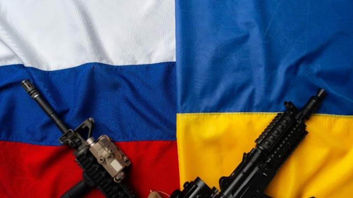 Conflito entre Rússia e Ucrânia faz com que Ministro peça o congelamento de criptomoedas nas corretoras mundiais para contas ligadas a russos