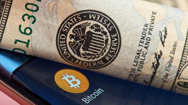 Federal Reserve proibiu altos funcionários de várias atividades de investimento como criptomoedas