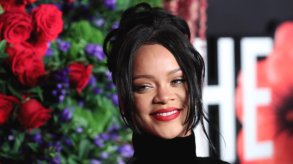 A cantora e empresária Rihanna entrou com pedido de marca para produtos da Fenty no metaverso, seguindo passos de outras empresas e artistas