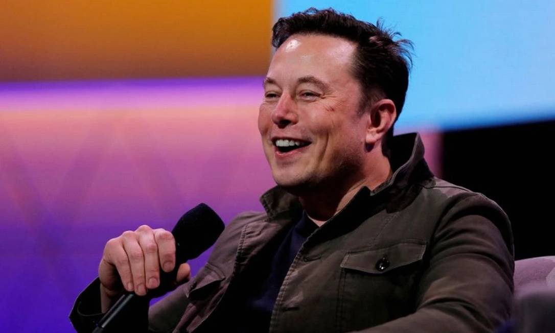 Elon Musk quer comprar 100% das ações do Twitter, diz esta é minha melhor e última oferta.