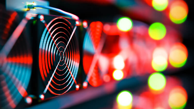 Digihost anuncia que a partir deste ano oferecerá pagamento de dividendos também em Bitcoin, além do dinheiro tradicional