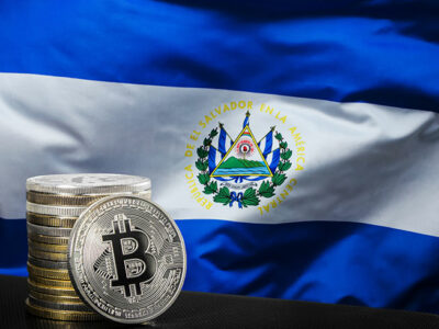 Estudo realizado pelo Bureau Nacional de Pesquisa Econômica dos EUA aponta baixa circulação de Bitcoin em El Salvador após adoção nacional