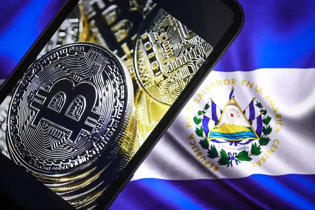 Bitcoin em El Salvador está funcionando, diz ministro das Finanças