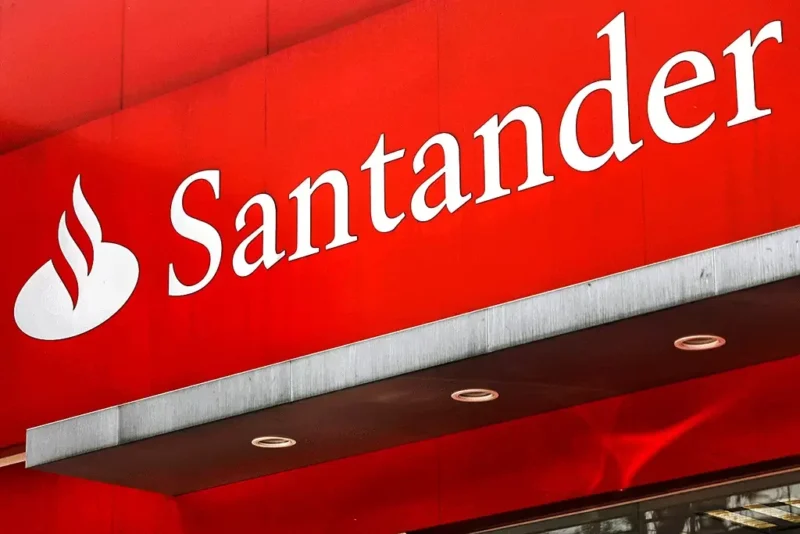 Banco Santander vai oferecer negociação de criptomoedas aos brasileiros