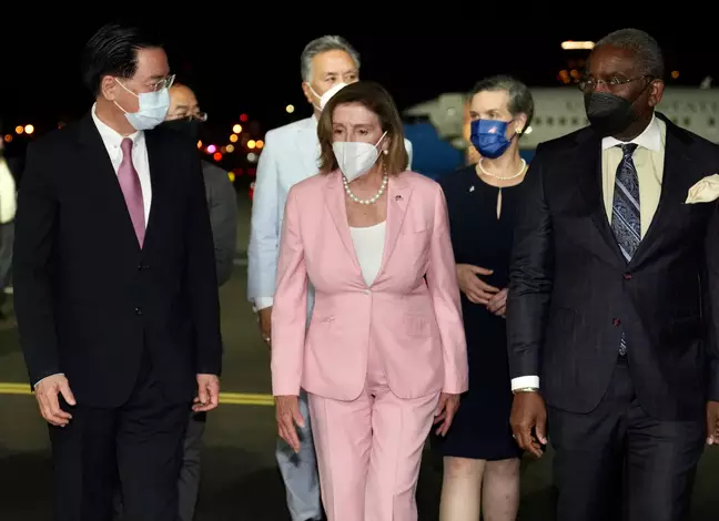 Mercado de Criptos e Ações nervosos com viagem de Nancy Pelosi a Taiwan