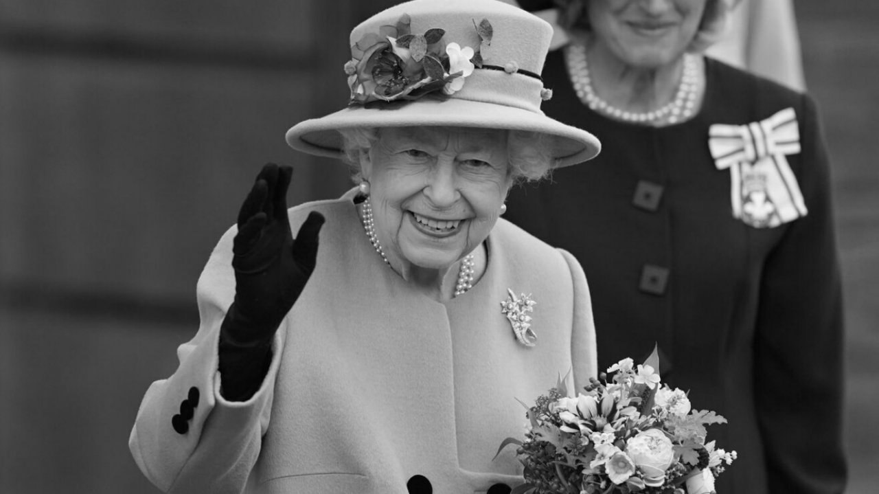Rainha Elizabeth II morreu, criptomoedas meme e NFTs foram criados após sua morte