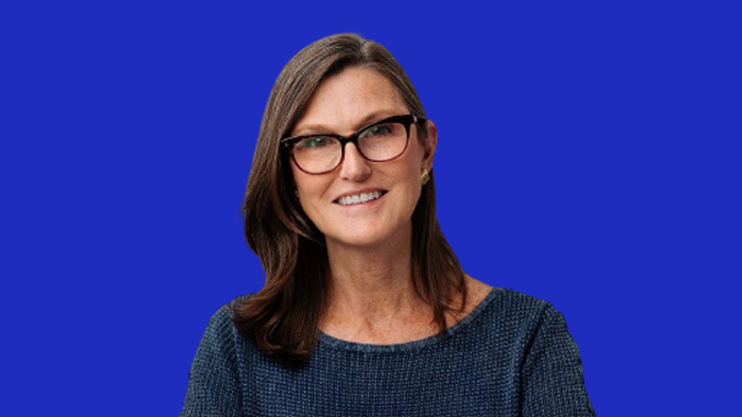 Quem é Cathie Wood? Diretora de Investimentos da Ark Invest
